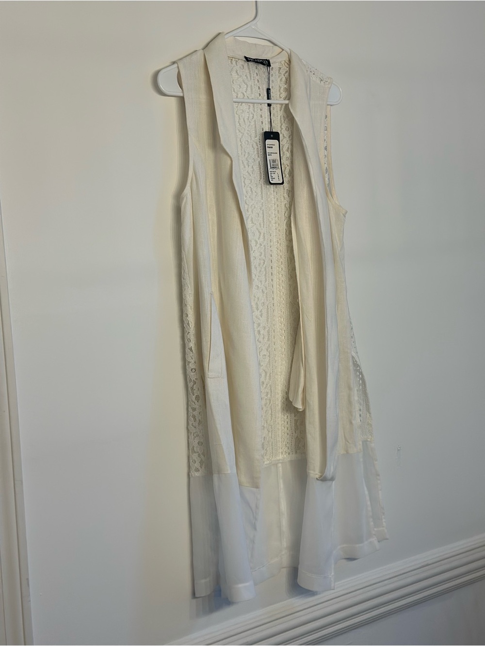 Picadilly Canada White Lace Long Vest Size 8 NWT